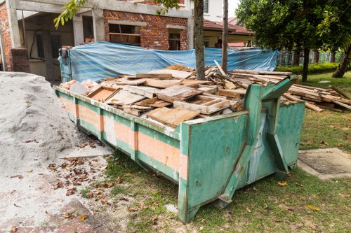 Clean and organized waste removal services in Queenspark
