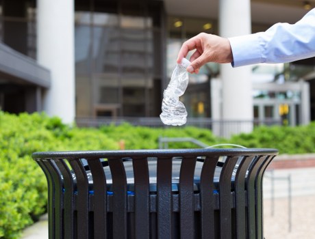 Efficient waste removal process on a building site